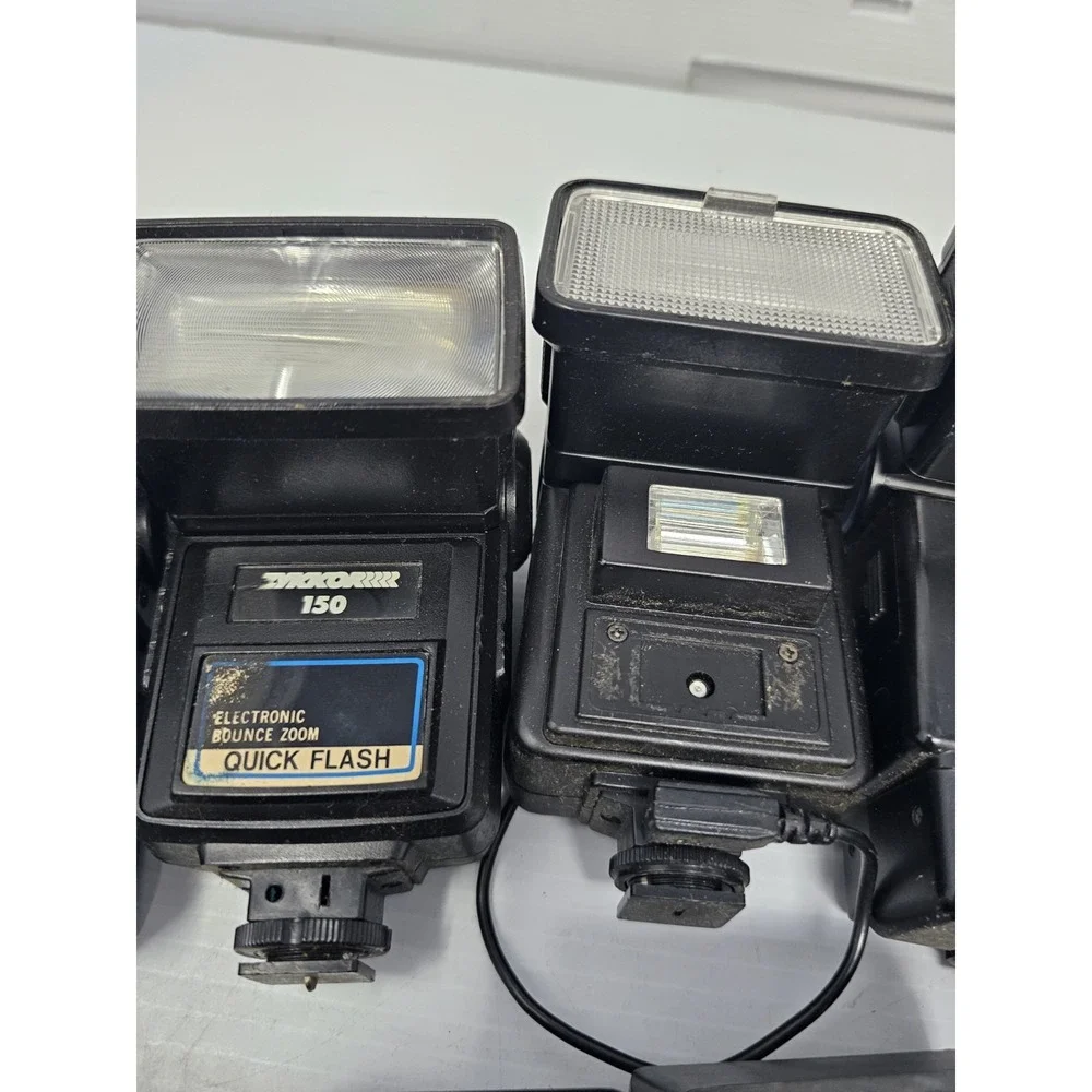 LOT of‎ 9 Mixed Film and Digital Camera Flashes Alfon, Vivrtar, Argus, & More